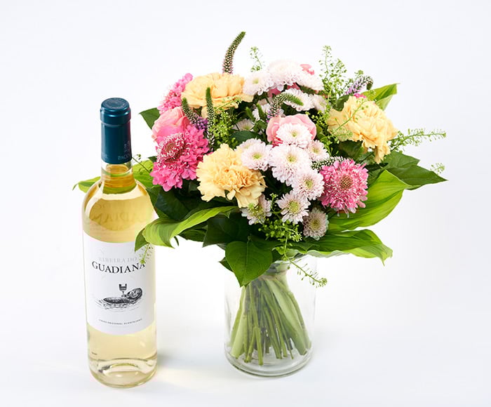 Hvid Mors Dag Buket Med Vin Send Blomster Med Bloomit - Bloomit Hvidvin